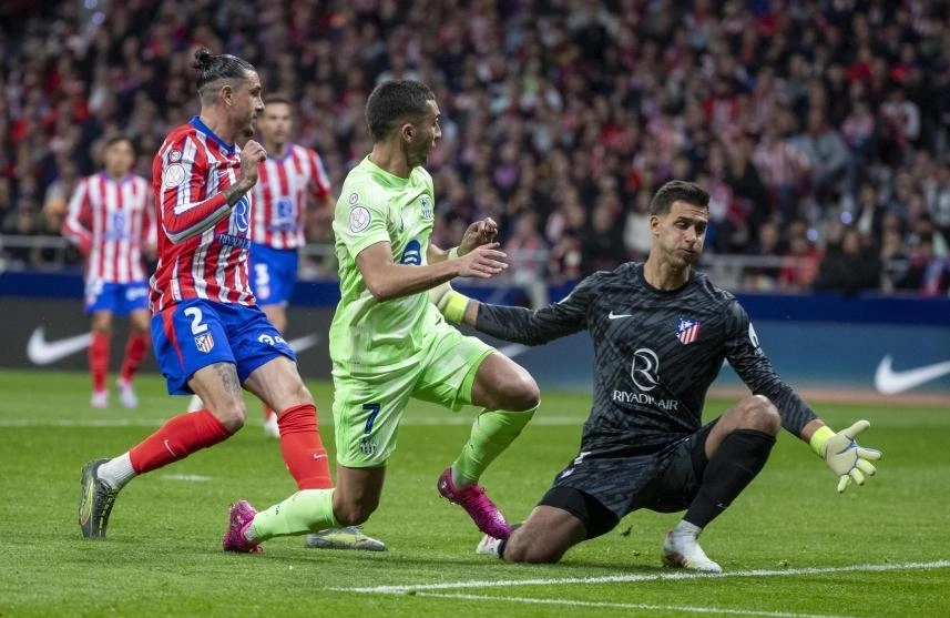 Barcelona đánh bại Atletico, tái đấu Real Madrid ở chung kết Cúp Nhà vua